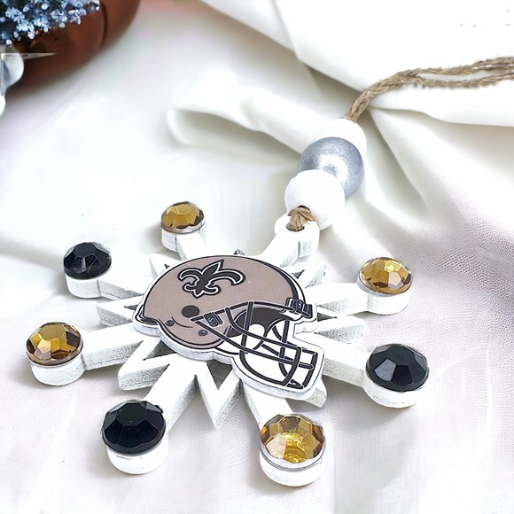 Saintsational Holiday Cheer: Handmade New Orleans Saints Snowflake Ornament! NEW - Picture 3 of 11